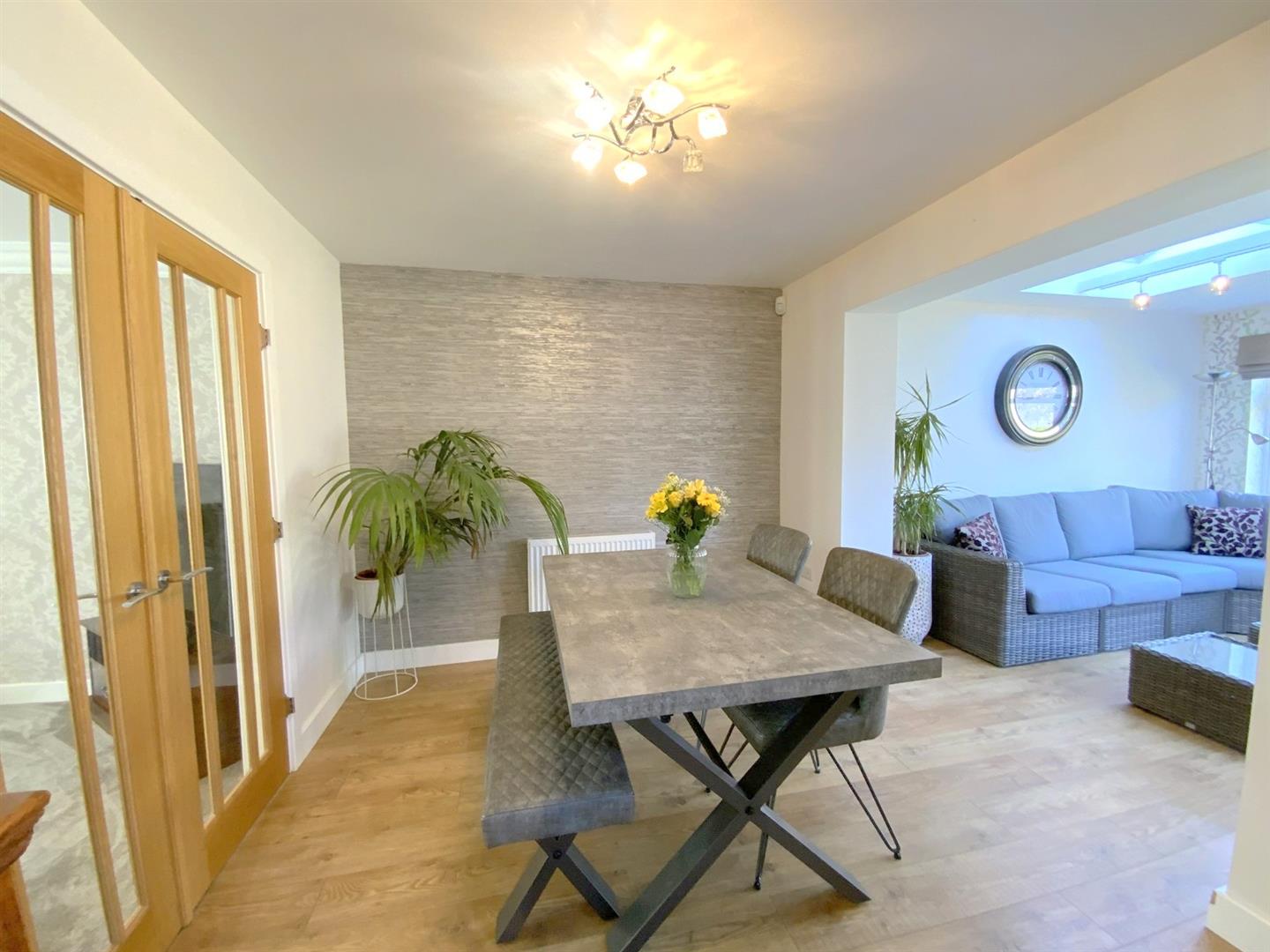 Cotswold Close, Cleethorpes Argyle Estate Agents